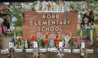 USA: Polizist von Vorwurf des fehlenden Eingreifens bei Schusswaffenangriff freigesprochen