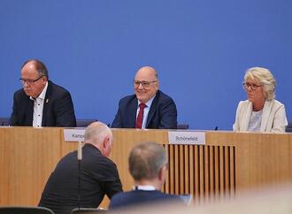 Mindestlohnerhöhung betraf fast fünf Millionen Jobs