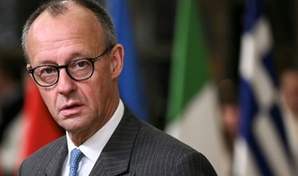 Polizei vereitelt offenbar Attacke von Klimaaktivisten auf Privatflieger von Merz