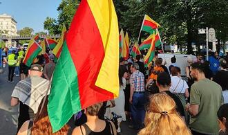 Kurdischstämmige Abgeordnete fordern von Merz Druck auf Syrien