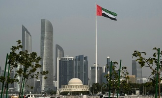 Treffen zwischen Vertretern aus Russland, Ukraine und USA in Abu Dhabi begonnen