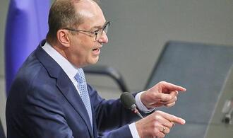 Dobrindt will nach Cyberangriffen künftig ''zurückschlagen''