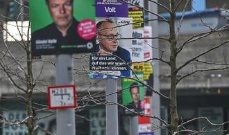 Wahlplakate trotzen laut Umfrage Sozialen Medien