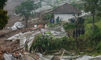 Acht Tote und mehr als 80 Vermisste bei Erdrutsch in Indonesien