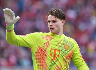 1: Bundesliga: Augsburg gewinnt gegen die Bayern