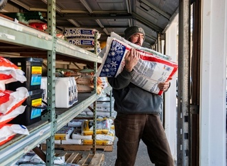 ''Historischer Wintersturm'' zieht mit Schnee und Eisregen über die USA hinweg