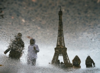 Namen französischer Wissenschaftlerinnen sollen Eiffelturm zieren