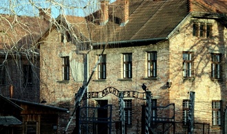 Weltweites Gedenken an Opfer des Holocaust - Kranzniederlegung in Berlin