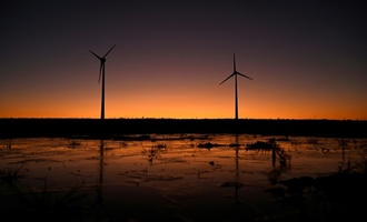 KfW-Studie: Strom aus Wind und Sonne ergänzen sich sehr gut