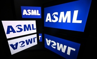 Technologieriese ASML verbucht kräftiges Gewinnplus - und streicht Stellen