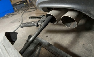 Diesel-Streit von Aktionären mit Porsche: BGH stellt Europäischem Gerichtshof Fragen