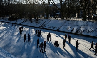 Einwohnerzahl in Deutschland schrumpft: Geburtendefizit größer als Zuwanderung