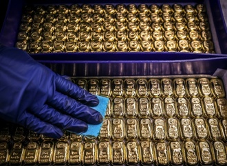 Politische Unsicherheit löst Goldrausch aus: Nachfrage erreicht 2025 Rekordhoch