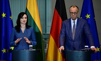 Merz prangert ''tägliche Kriegsverbrechen'' Russlands in der Ukraine an