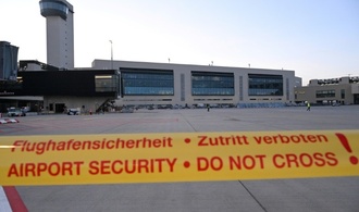 Bundesarbeitsgericht: Fluggastkontrolleurin darf Kopftuch tragen