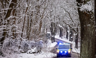 Weiterer Toter durch Schneebruch in Bayern - Von Ast getroffener Radfahrer stirbt