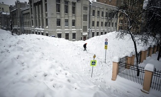 Moskau verzeichnet stärkste Schneefälle seit mehr als 200 Jahren