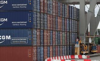 Importpreise im Dezember deutlich niedriger