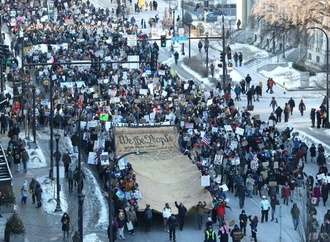 Springsteen singt bei Demonstration in Minneapolis neuen Protestsong gegen ICE