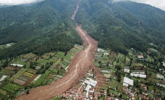 Zahl der Todesopfer nach Erdrutsch in Indonesien auf mindestens 53 gestiegen