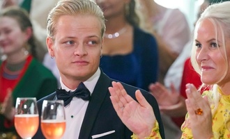 Norwegens Kronprinzessin räumt nach Kontakten zu Epstein ''peinliche'' Fehler ein