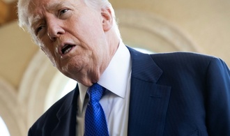 Trump gibt sich von Chamenei-Drohung unbeeindruckt und setzt auf Einigung mit Iran