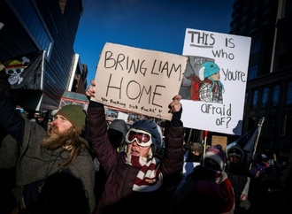 Von US-Behörden inhaftierter Fünfjähriger und sein Vater wieder zu Hause