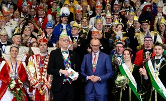 Merz würdigt Rolle von Karnevalisten für den Zusammenhalt