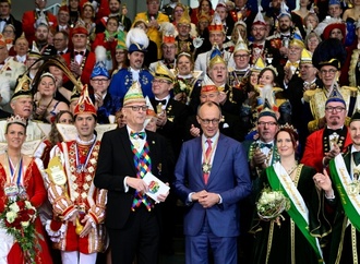 Merz würdigt Rolle von Karnevalisten für den Zusammenhalt