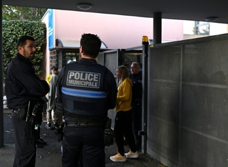 Messerangriff an Schule in Frankreich: 14-Jähriger verletzt Lehrerin lebensgefährlich