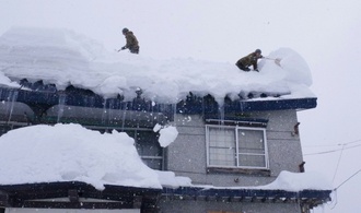35 Tote durch Schneemassen in Japan - Warnung vor Dach-Lawinen