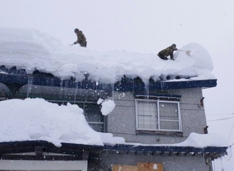35 Tote durch Schneemassen in Japan - Warnung vor Dach-Lawinen