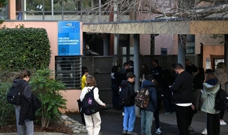 Messerangriff auf Lehrerin in Frankreich: 14-Jähriger wollte sich rächen