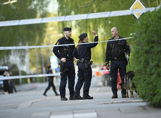 Ein Jahr nach Schussangriff mit drei Toten: Fünf Männer in Schweden angeklagt