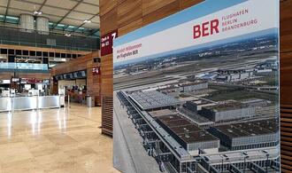 Glatteiswarnungen in Ostdeutschland - keine Starts am Flughafen BER