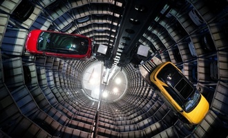 Konzernchefs von VW und Stellantis fordern Bonus für E-Autos ''Made in Europe''