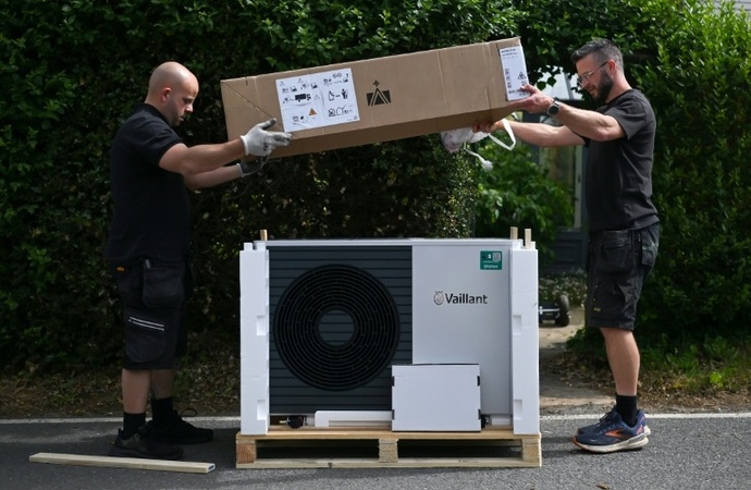 Branchenverbände fordern Fokus auch auf Sanierungen im neuen Heizungsgesetz