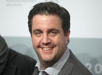 Bastian Pastewka besorgt um Meinungsfreiheit