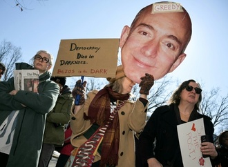 Hunderte Menschen demonstrieren gegen Kahlschlag bei der ''Washington Post''