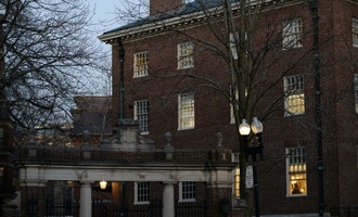 Pentagon beendet akademische Zusammenarbeit mit Uni Harvard