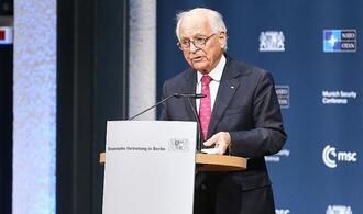 Ischinger plädiert für deutsche Waffengeschenke an Polen