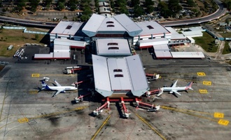 Kuba setzt Betankung von Flugzeugen für einen Monat aus