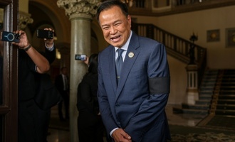 Nach Wahlsieg: Thailändischer Regierungschef bereitet sich auf Koalitionsverhandlungen vor