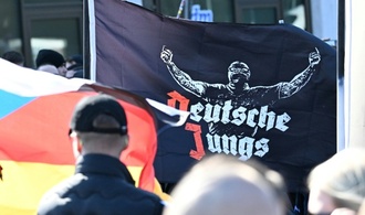 Razzia bei Rechtsextremisten in Deutschland und der Schweiz - Ein Haftbefehl