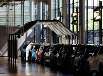 Autoindustrie warnt vor Arbeitsplatzverlust in Deutschland - und fordert Reformen