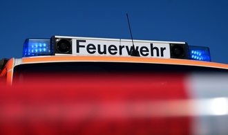 Feuerwehr: Kind stirbt nach Hochhausbrand im Osten Berlins