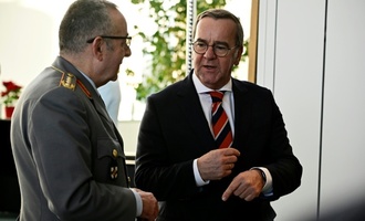 Bundesregierung nominiert Carsten Breuer als Vorsitzenden des Nato-Militärausschusses