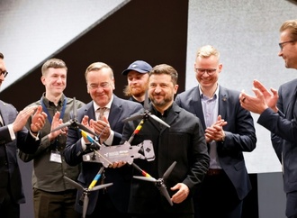 Pistorius und Selenskyj eröffnen deutsch-ukrainische Drohnenproduktion
