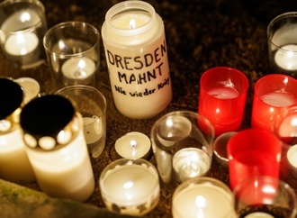 Dresden gedenkt Bombardierung im Zweiten Weltkrieg - Rechtsextremer Aufmarsch am Samstag