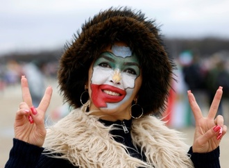 250.000 fordern in München Machtwechsel im Iran - Schah-Sohn will Übergang anführen